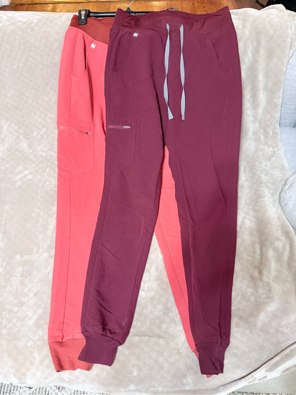 FIGS Zamora jogger pants XS- tall
